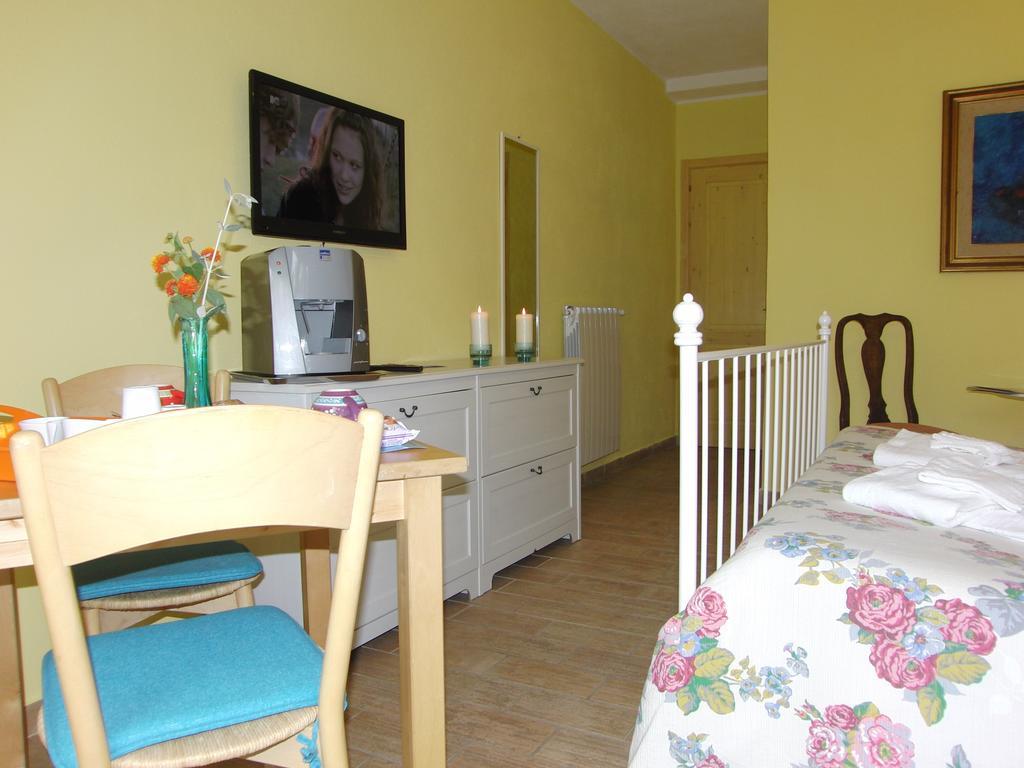 מונטאלטו די קסטרו Locanda Degli Etruschi חדר תמונה