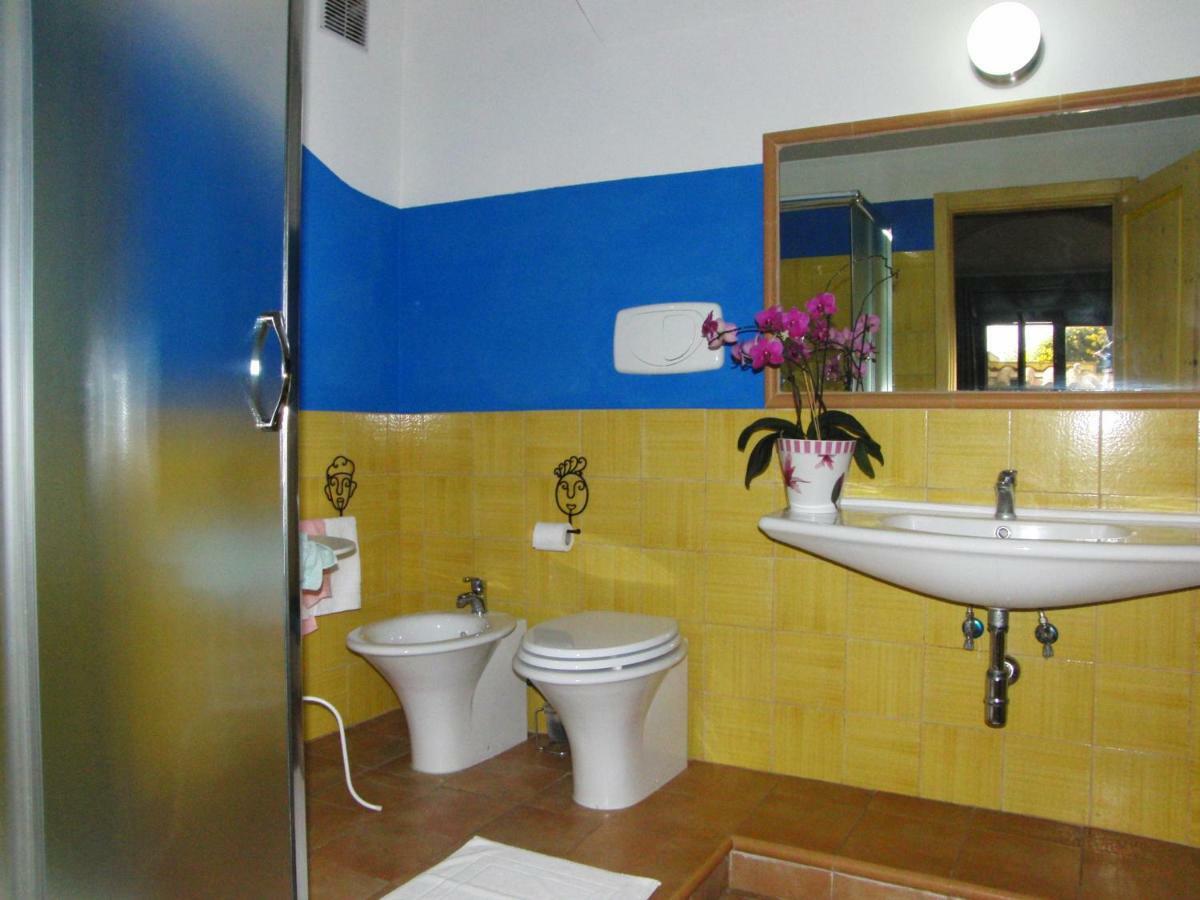 מונטאלטו די קסטרו Locanda Degli Etruschi מראה חיצוני תמונה